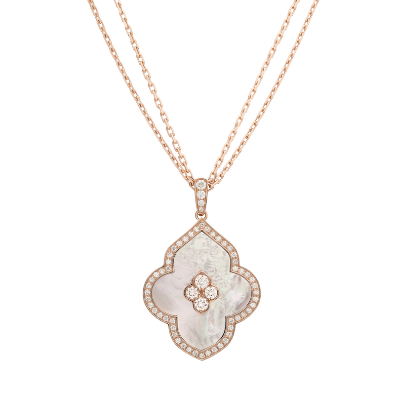 LUCE COLOUR - PENDENTIF SEMI PAVE OR ROSE NACRE &AMP; 4 DIAMANTS L